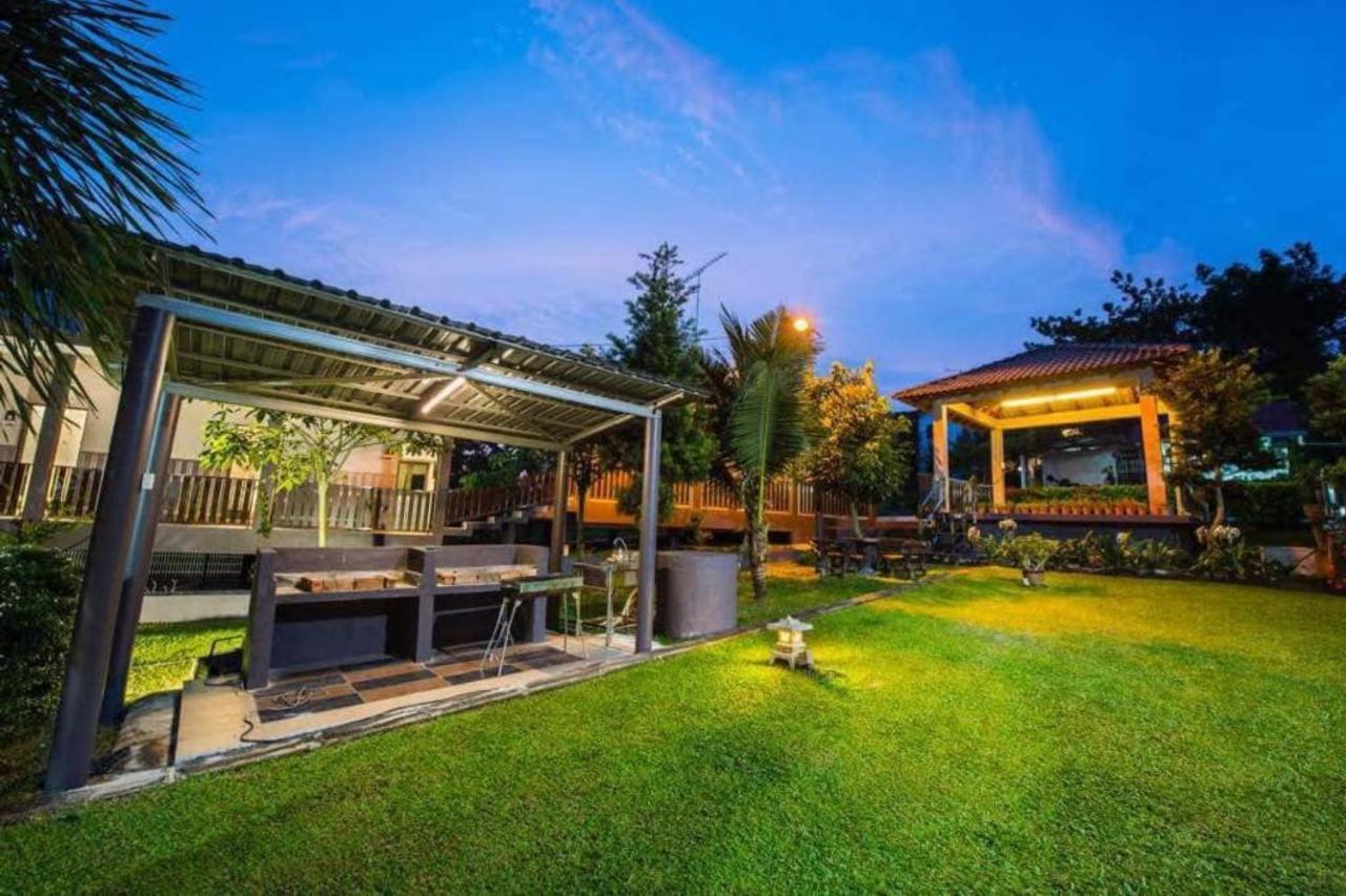 Capital O 90088 Mbp Leisure Resort Batu Pahat Exterior foto